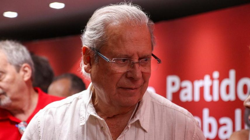 José Dirceu é diagnosticado com linfoma e permanece internado em SP