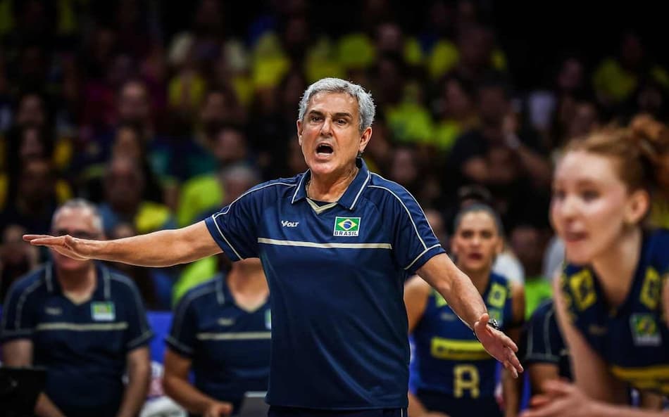 Zé Roberto Guimarães na Liga das Nações de vôlei 2025 (Foto: VNL)