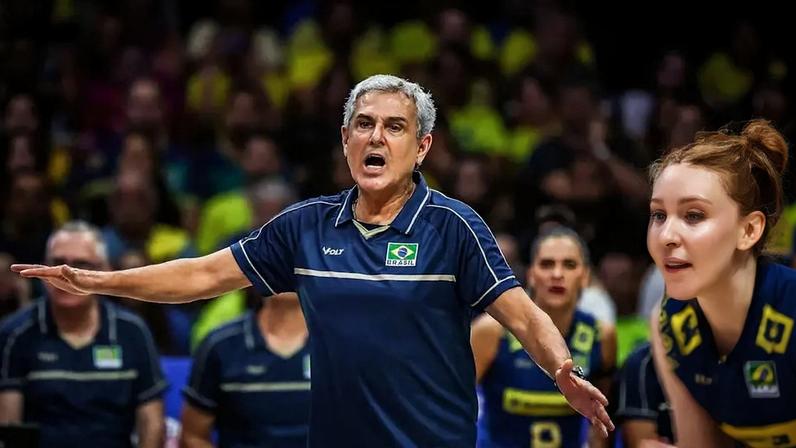 Zé Roberto Guimarães na Liga das Nações de vôlei 2025 (Foto: VNL)