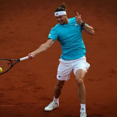 Zverev encara franceses na busca pelo Slam inédito