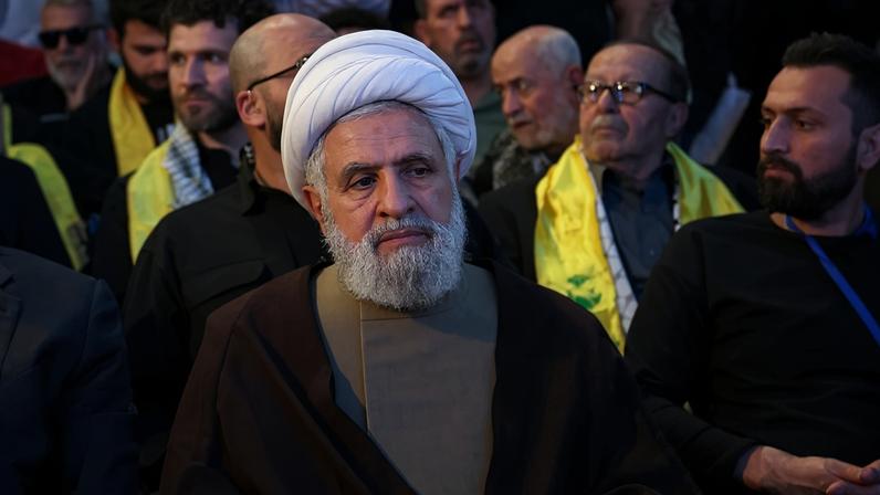 O líder do Hezbollah, Naim Qasem – Foto: Anwar Amro / AFP