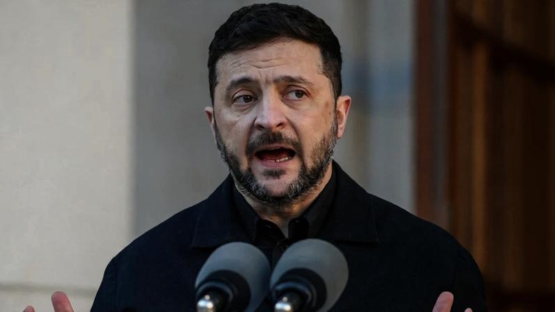 Polônia retira condecoração concedida a Zelensky em 2023