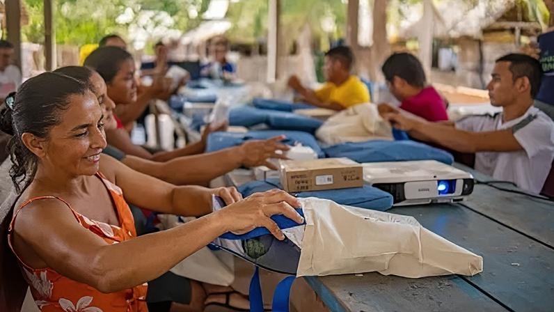 Inclusão digital cria oportunidades em comunidades rurais da Amazônia