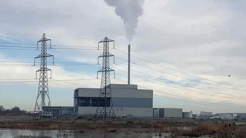 Beddington incinerator has breached its environmental permits on 916 occasions