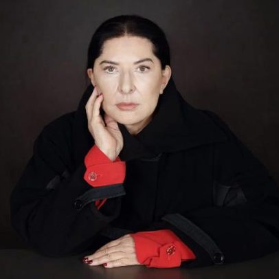Guia de especialistas sobre Marina Abramović: cinco livros obrigatórios