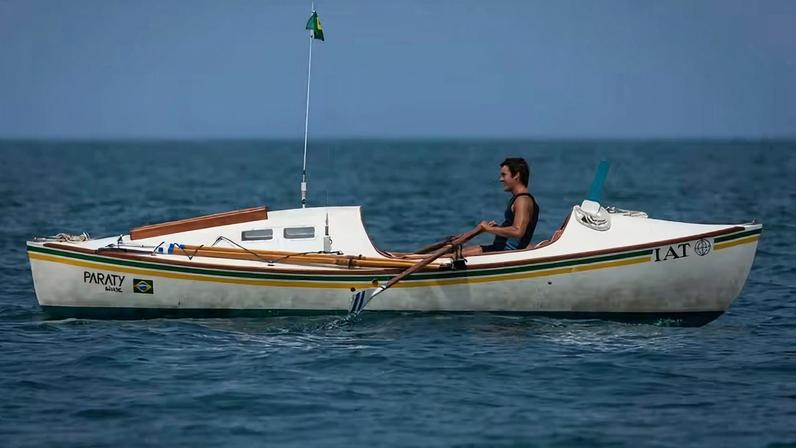 Filipe Bragança como Amyr Klink em '100 Dias' — Foto: Divulgação