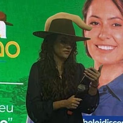 Michelle vira madrinha no DF de filha de réu do 8/1 que morreu na prisão