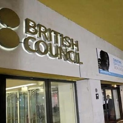 British Council sofre cortes de empregos para quitar empréstimo de £197 milhões