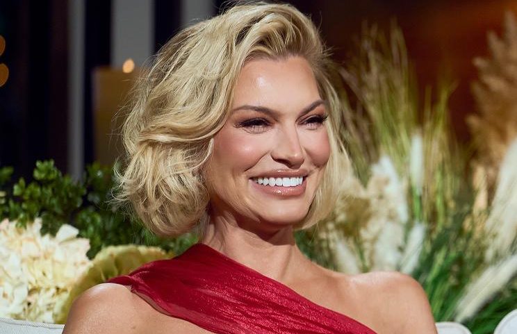 Lindsay Hubbard opted for a red-hot look at the buzziest "Summer House" reunion yet.