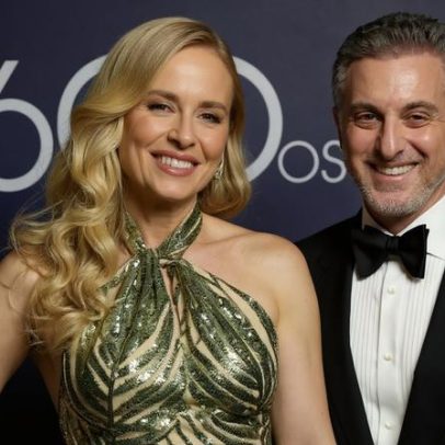 Angélica e Luciano Huck participam do aniversário da namorada de Joaquim Huck