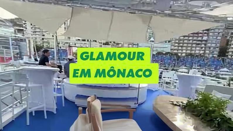 Luxo marca área VIP em Mônaco com champagne, piscinas e iates