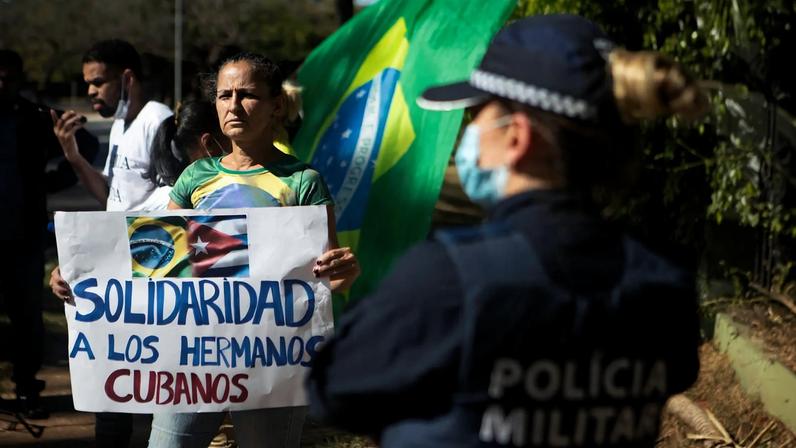 Cubanos ultrapassam venezuelanos em pedidos de refúgio no Brasil