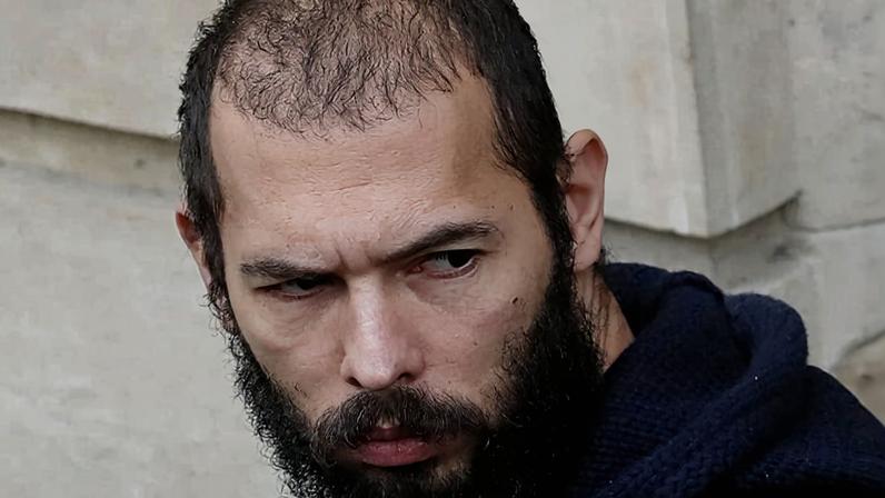 Andrew Tate é liquidado 108 vezes e aumenta aposta com 40x BTC