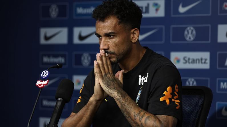 Danilo avalia momento do Brasil e coloca país atrás de França e Argentina