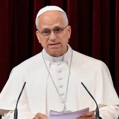 Papa alerta sobre crise global espiritual e cultural em discurso na Espanha
