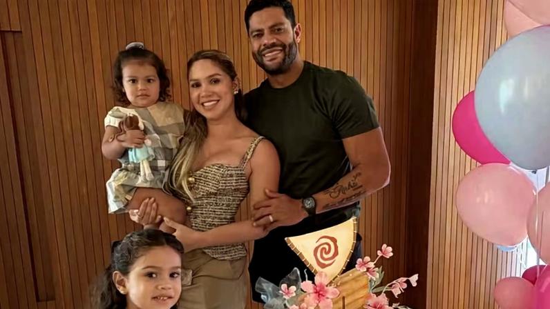 Hulk e Camila Ângelo celebram 2 anos da filha caçula, descrita como inteligente