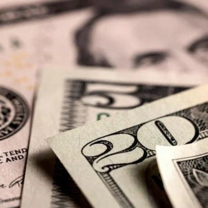 Dólar fecha em queda leve ante o real, com foco no Oriente Médio