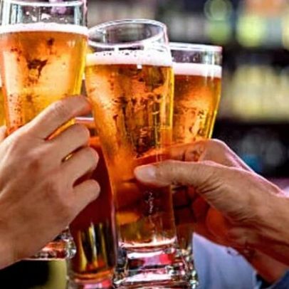 Copa de 2026 impulsiona consumo e alerta sobre gastos por impulso