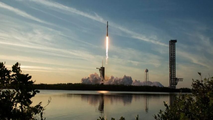 SpaceX perde US$ 600 bilhões em valor de mercado após acordo com Cursor