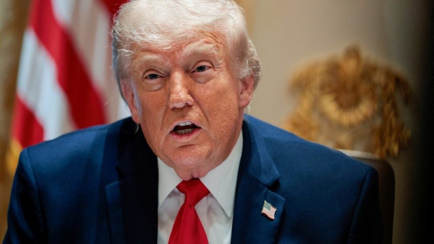 Presidente dos EUA, Donald Trump, durante reunião de gabinete na Casa Branca 27 de maio de 2026 — Foto: REUTERS/Evan Vucci