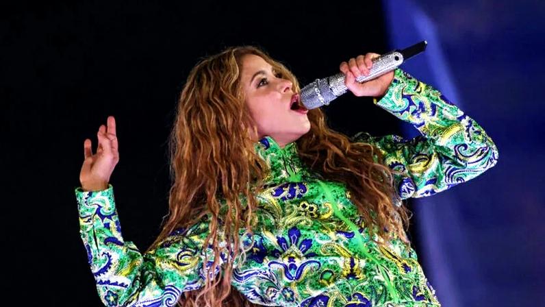 Shakira em show na praia de Copacabana, no Rio de Janeiro 2 de maio de 2026 REUTERS/Ricardo Moraes
