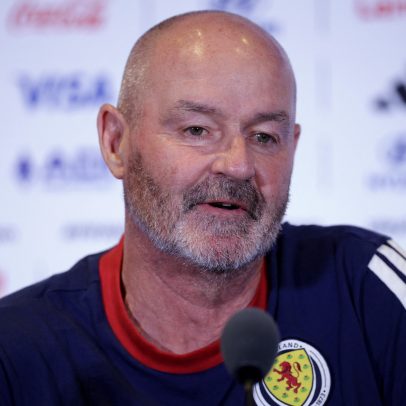 Técnico da Escócia evita comparar Brasil e Marrocos e diz gostar de ser azarão