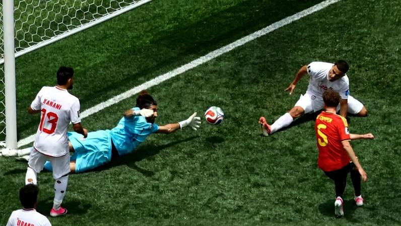 Beiranvand faz defesa, Bélgica se enrola em grupo acessível