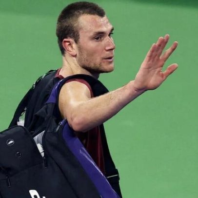 Draper desiste de Queen's e Wimbledon fica em dúvida