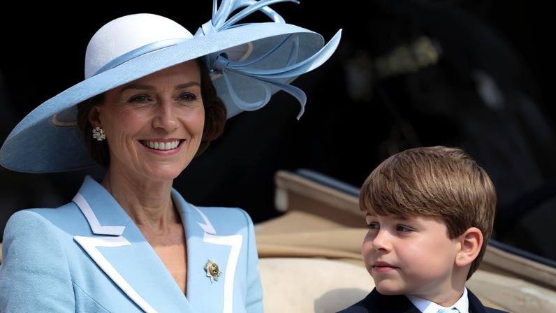 Kate Middleton e William acompanham Charles III no Trooping the Colour