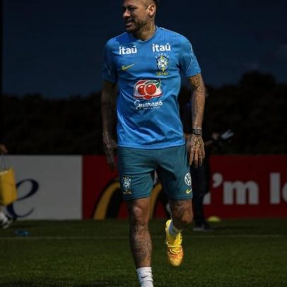 Neymar volta a treinar com o elenco e aumenta expectativa de retorno