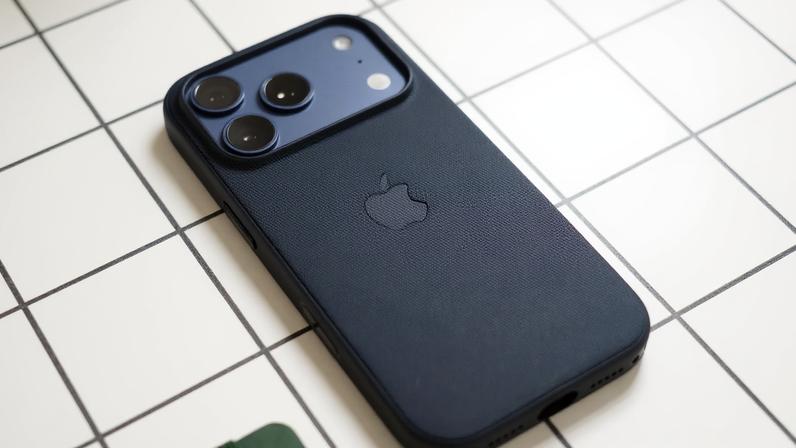Tim Cook diz que gastos com RAM são insustentáveis e Apple aumentará preços