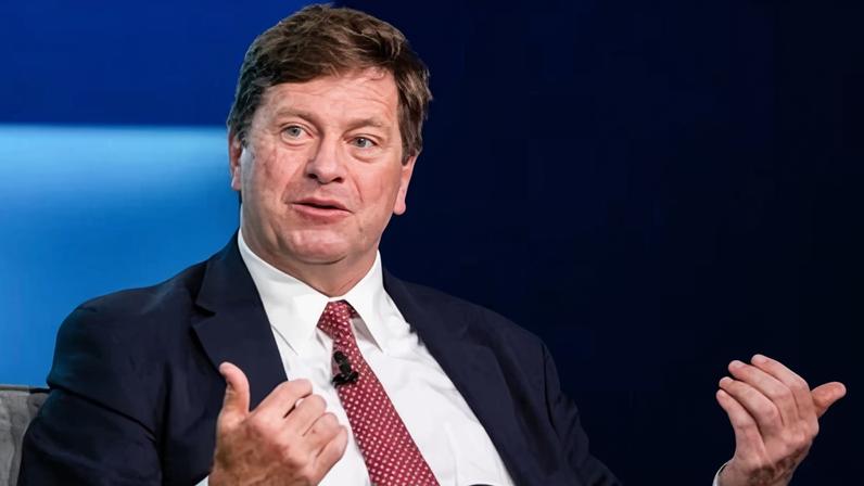 Trump indica Clayton para chefe da inteligência dos EUA após atrito com Pulte