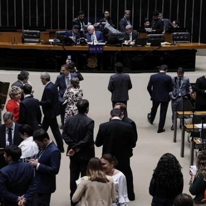 Câmara aprova jabuti que anistia caminhoneiros por bloqueios de 2022