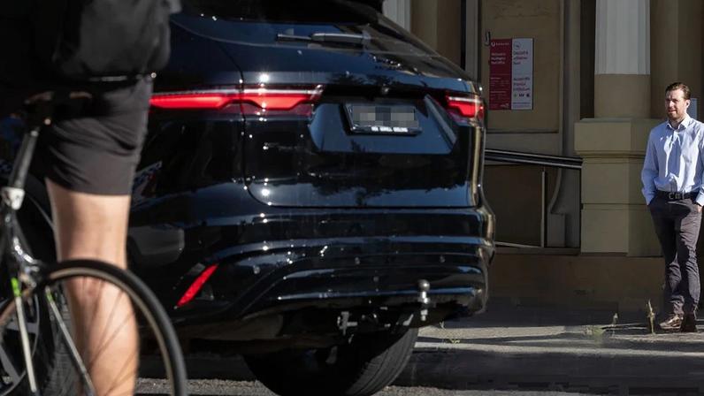 Compradores de SUVs não se demovem de alertas de risco a pedestres, aponta estudo britânico