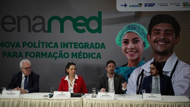 Foto - enamed
