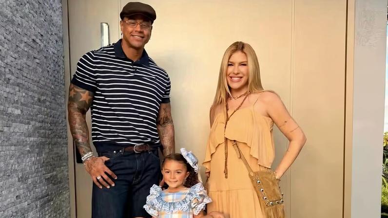 Levi, Lore Improta e Léo Santana vão à apresentação junina de Liz