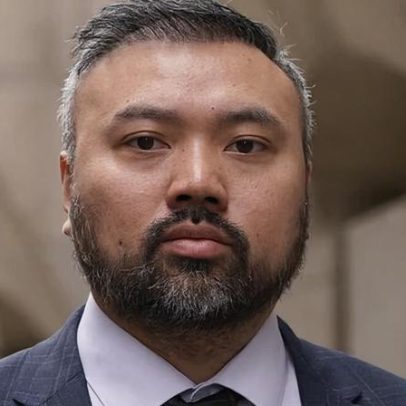 Oficial da Border Force e dirigente de HK presos por espionagem para a China