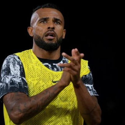 Corinthians: Alex Santana volta ao elenco sob Diniz, tem poucos minutos em 2026