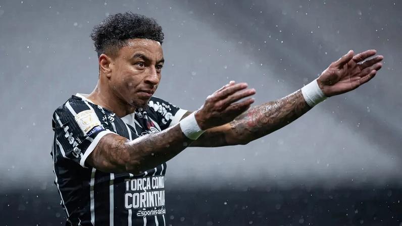 Lingard em ação pelo Corinthians durante os primeiros meses no clube (Foto: Ronaldo Barreto/Thenews2/Folhapress)