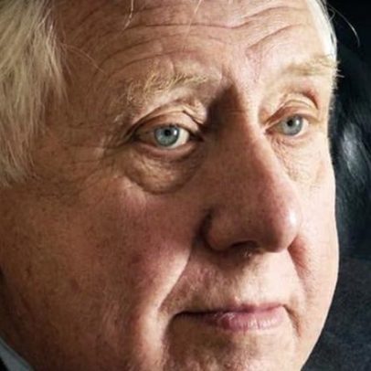 Roy Hattersley, ex-líder adjunto do Labour, morre aos 93 anos