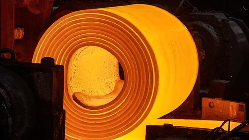 Sindicatos criticam atraso de um ano na ligação da Tata Steel à rede no sul do Gales
