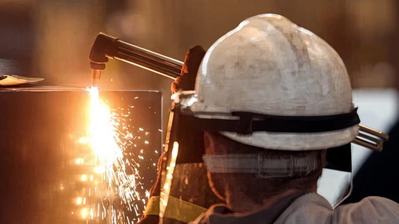 Firma de auditoria multada e banida por falhas graves no império Gupta Metals