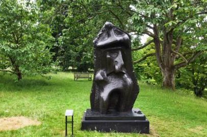 Obras de Henry Moore serão reveladas no jardim botânico