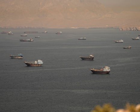 Irã anuncia planos de cobrar tarifas marítimas no Estreito de Hormuz