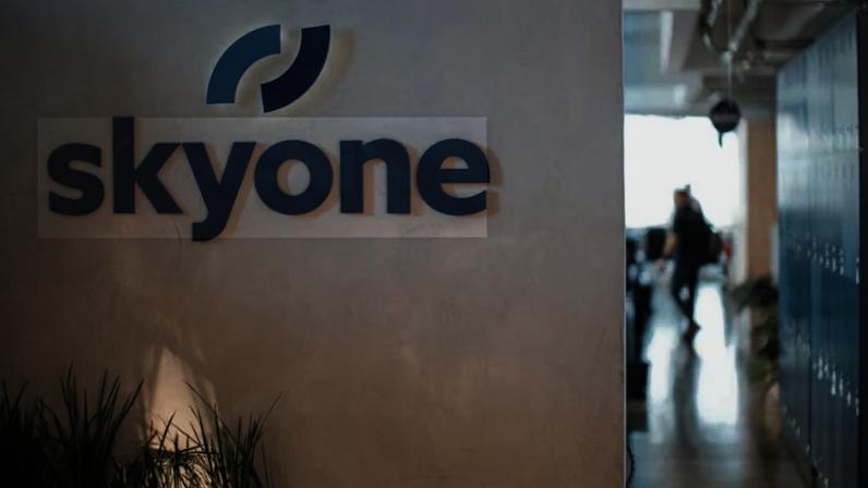 Skyone adquire ADD IT após investida da Advent, acelera M&A em nuvem e IA