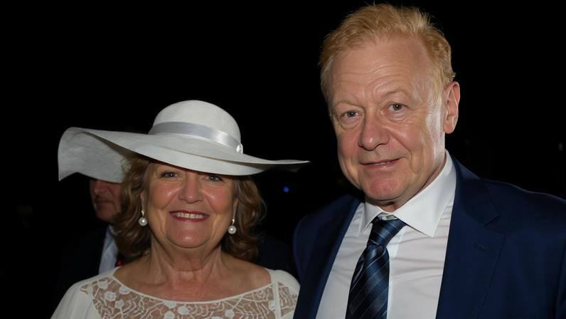 Gina Rinehart (left) and Anthony Pratt, first and third place respectively on the AFR Rich List.