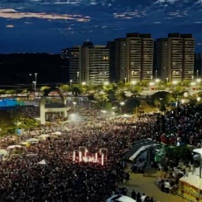 Culto ao amanhecer atrai 70 mil pessoas em praia no Amazonas