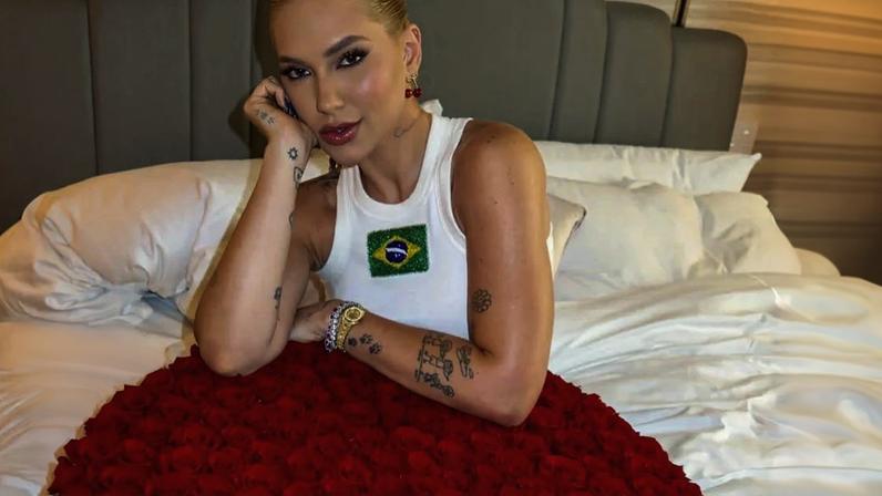Vini Jr. enviou buquê de R$ 11 mil para Virgínia? Comentário do jogador após término faz web acreditar em reconciliação; entenda!