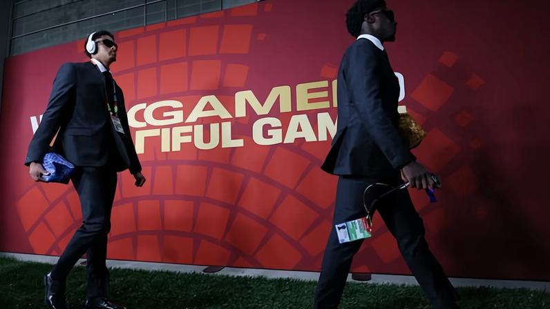 Socceroos trocam bolsas de kit por IT-bags e elevam estilo fora de campo
