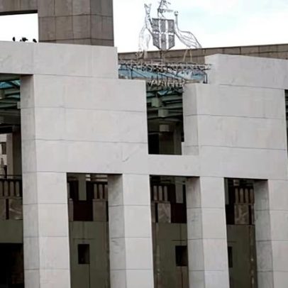 Lobbyistas com acesso irrestrito ao parlamento serão identificados publicamente